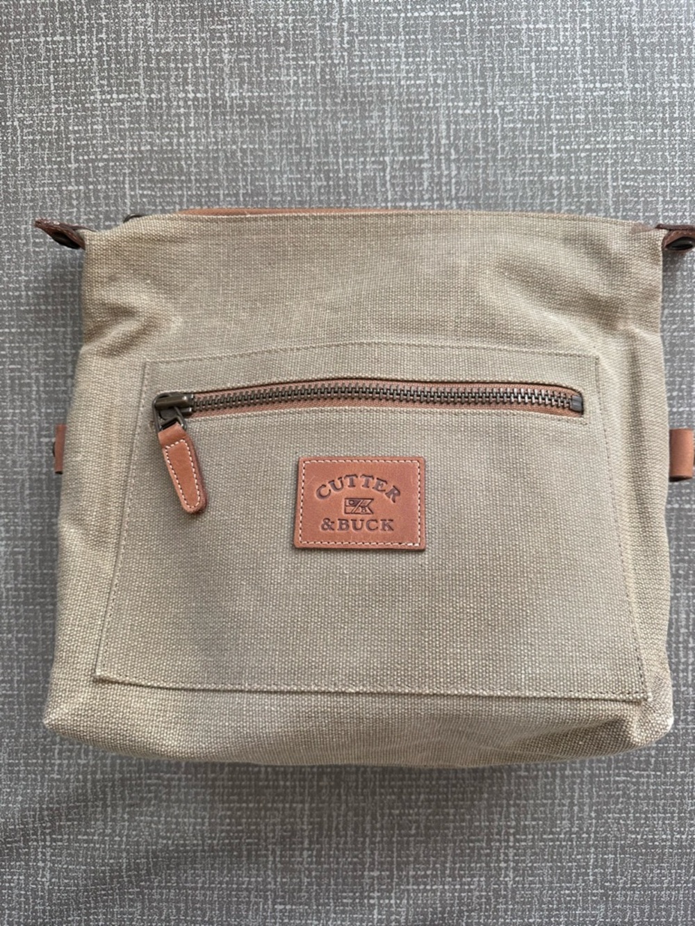 Cutter & Buck Canvas Toiletry Bag Dopp Kit Tan Brown Leather Trim Travel Case